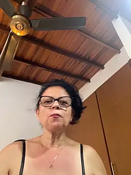 Sharongirl07 webcam