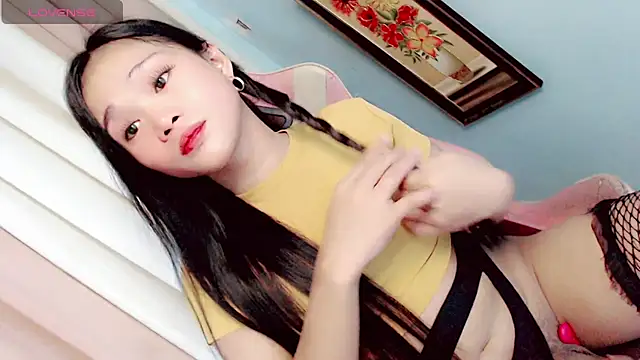 Amomentoflust99 webcam