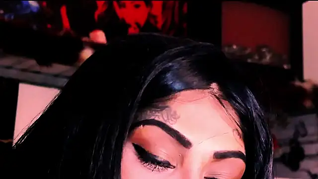indian_dreamgirl webcam