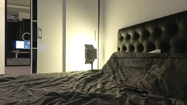 SophieTrner webcam