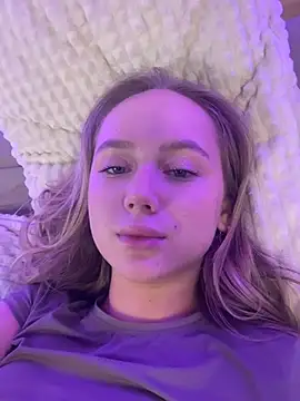 Emi_Sterling webcam