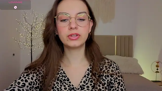 Real_cutie1 webcam