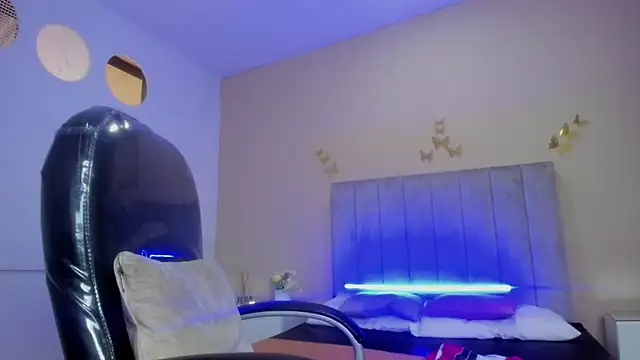 Nascary_Fox webcam