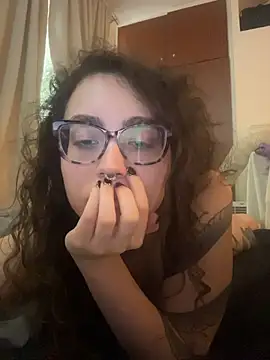 ladyturtle Live Webcam on Stripchat