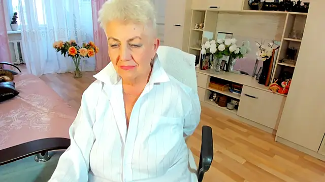 hotandmature - HotandMature's free webcam - UK Sex Cams