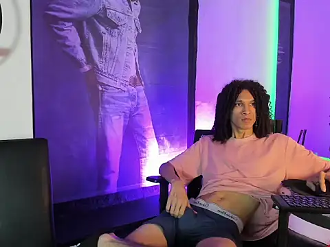 anddy_hugecock webcam