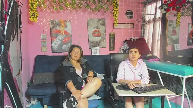 lesbiancuple webcam