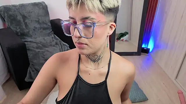 Rebeka-baker webcam