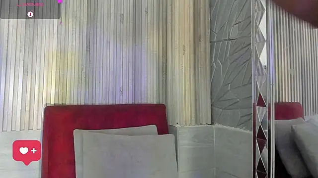 BriannaChelsea webcam