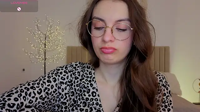 Real_cutie1 webcam
