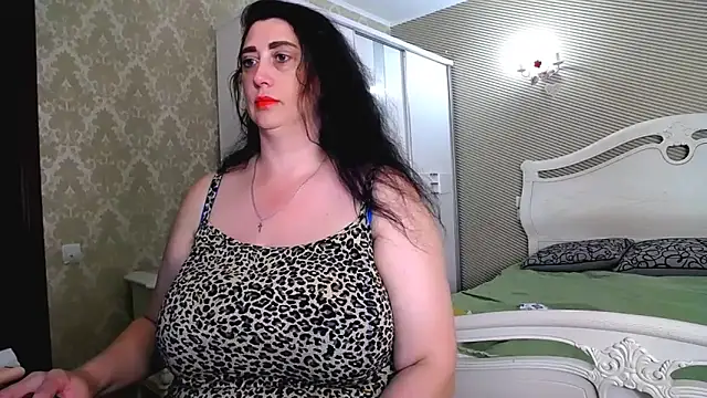 Evelyn_Shy webcam