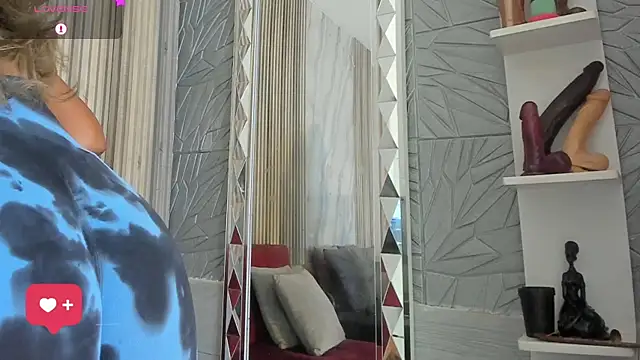 BriannaChelsea webcam