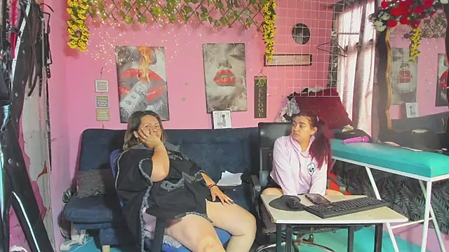 lesbiancuple webcam