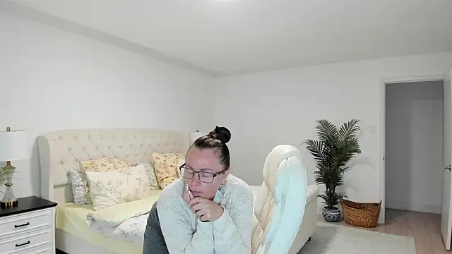 Vika73 webcam