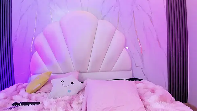 AliiceWonderland_ webcam