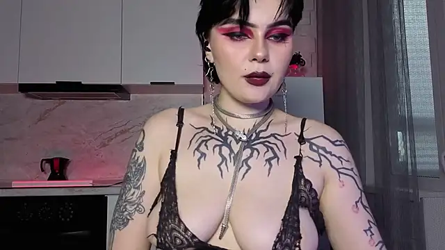 IntrigueYourDay webcam