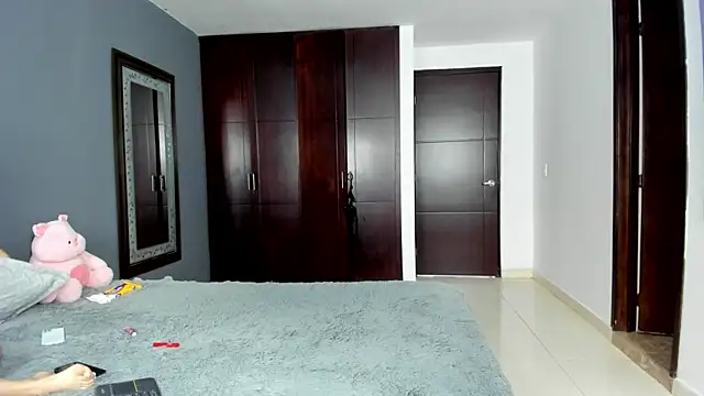marianaandvalen webcam