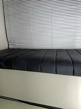 yiyi_3523 webcam