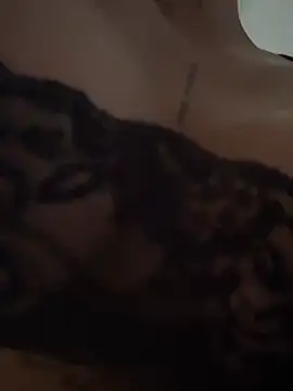 CarolQueen1_ webcam