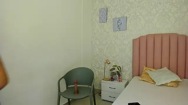 Mindy_Claker webcam