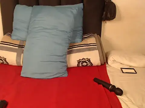 BustyNay webcam
