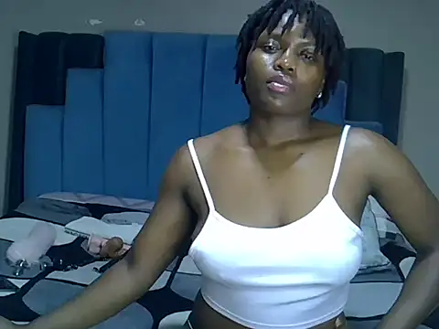 melanin_moon webcam