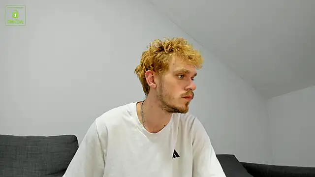 Perry_Knight webcam
