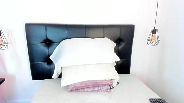 KatallelaMurillo webcam