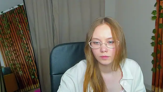 FloraLarsson webcam