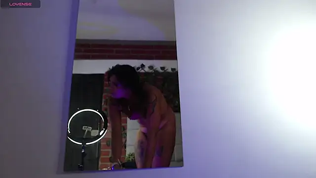 charlotte_brawn webcam