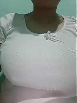 Shine_Mai webcam