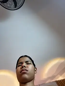 IsabellaMonet webcam