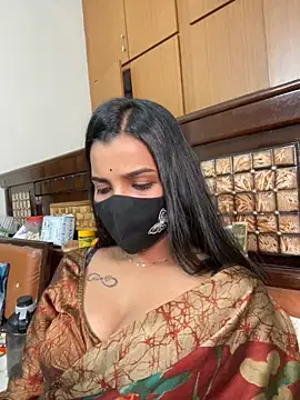 its_ur_flora (F young) - Boobs tease 😋