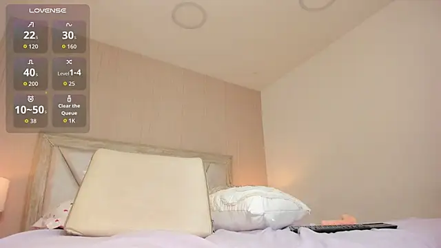ChloeCartier webcam
