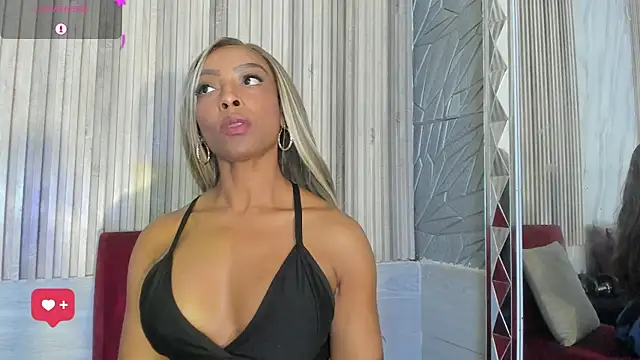 BriannaChelsea webcam