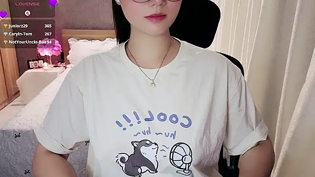 JENNIE-16 webcam