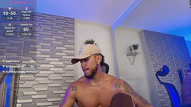 ARON_TAYLER01 live sex cam