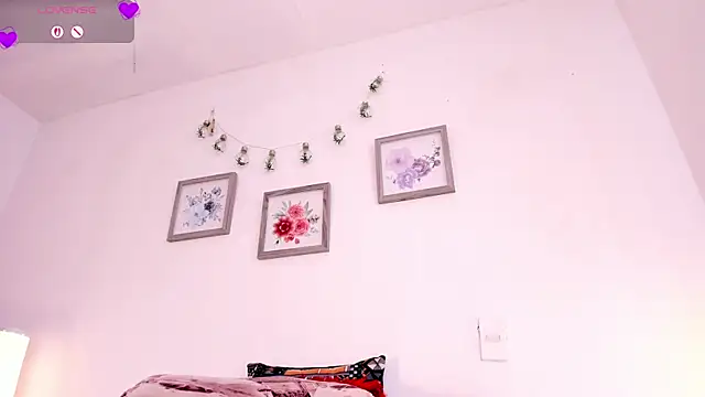 mely_rosse_ webcam