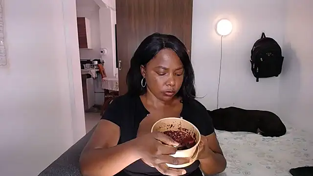 yselahot webcam