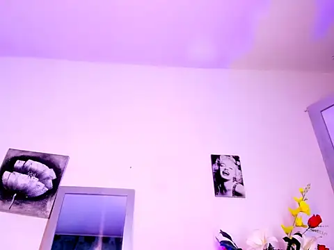 MistressOriana webcam