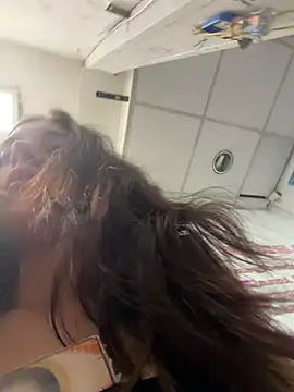 sexymelli18 webcam