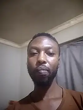 Blackhornybitc webcam