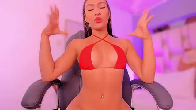 AishaKassandra webcam