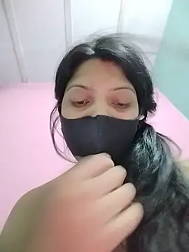 Hotty-Divya
