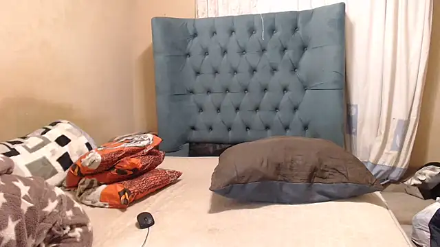 EbonyEssence webcam