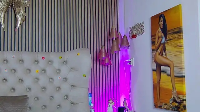PlayfulShow webcam