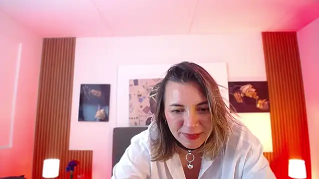 milfsecret69 webcam