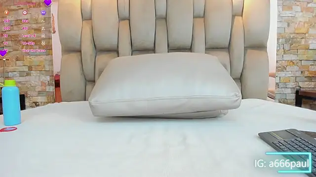 aria_paul webcam