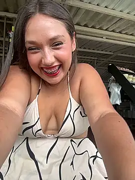 Naughty-Samanta- webcam