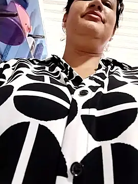 keilymadam - Keilymadam's free webcam - UK Sex Cams
